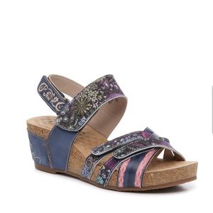 Spring step floral heeled sandals size 40